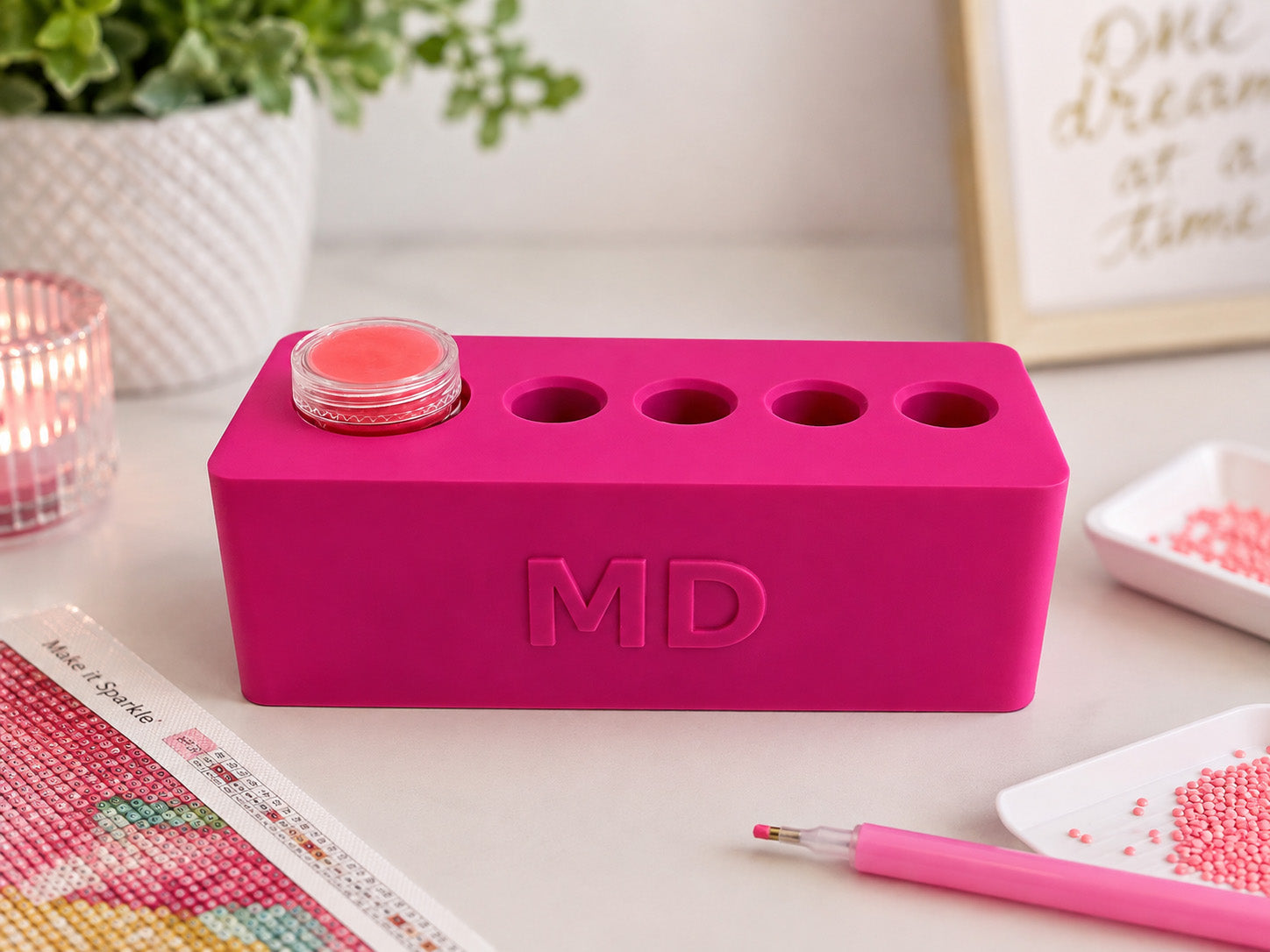 Mindful Diamonds Drill Pen Station — 4 Resin-Pen Sockets + Wax Well